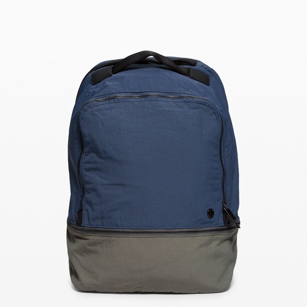 LULULEMON CITY ADVENTURER BACKPACK 17L IRON BLUE/SAGE GREEN *RARE*